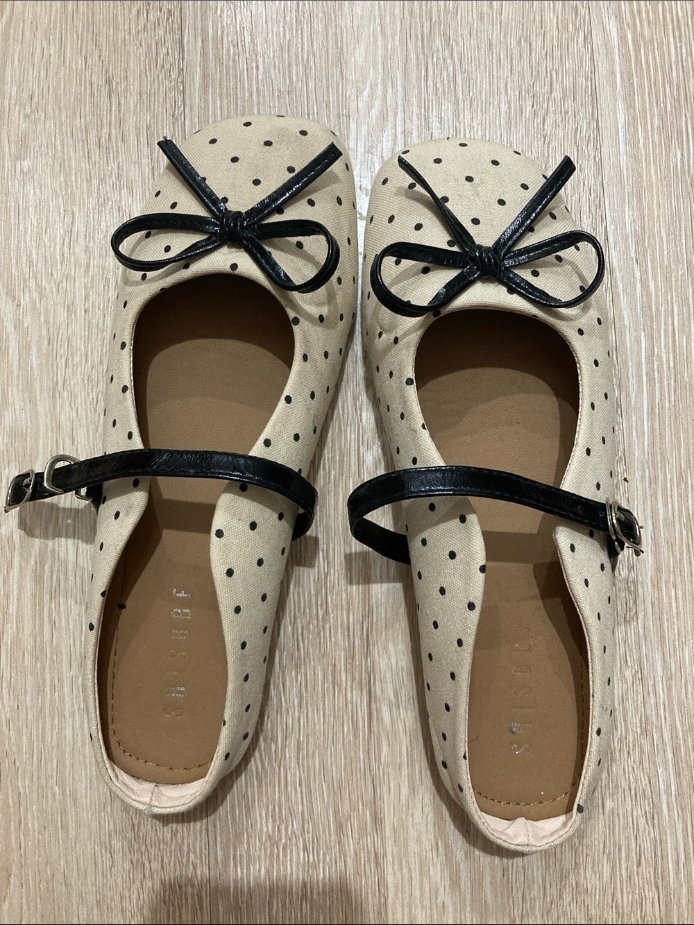 Polka Dot Mary Jane Flats with Bow - Cream/Black